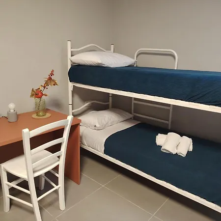 Hostel Batteria Chiodo Rifugio Escursionistico E Culturale *