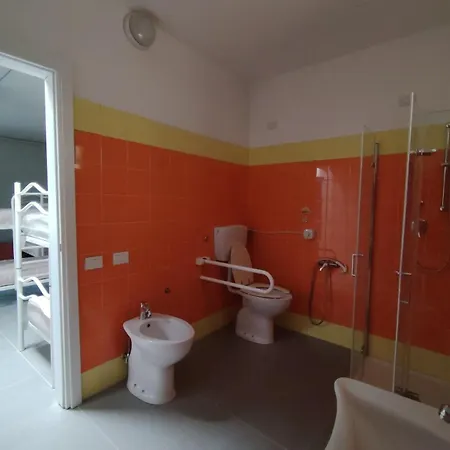 Auberge de jeunesse Batteria Chiodo - Rifugio Escursionistico E Culturale *